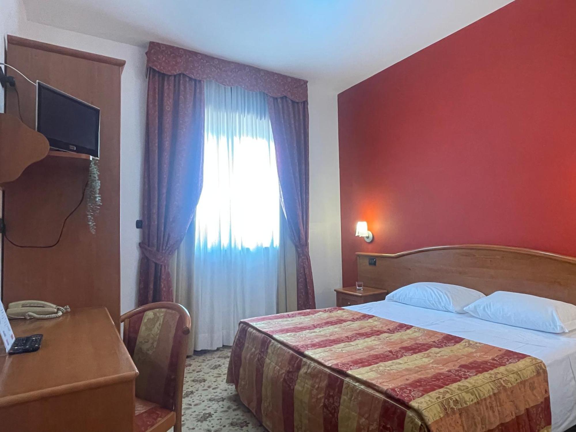 Vald Hotel Val della Torre Ngoại thất bức ảnh