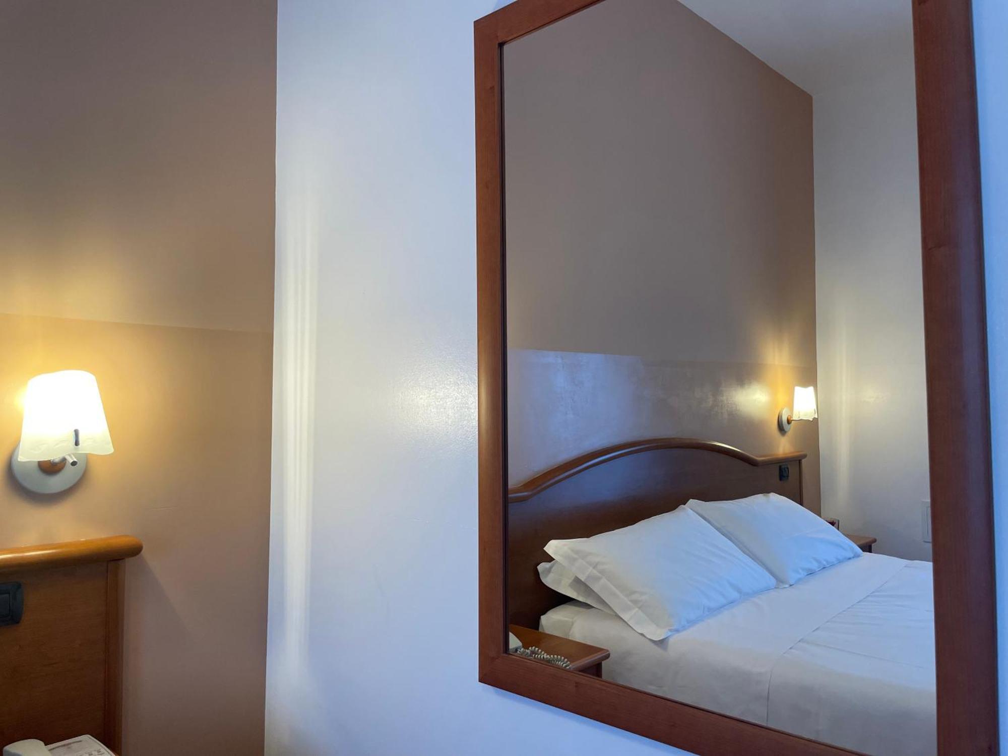 Vald Hotel Val della Torre Ngoại thất bức ảnh