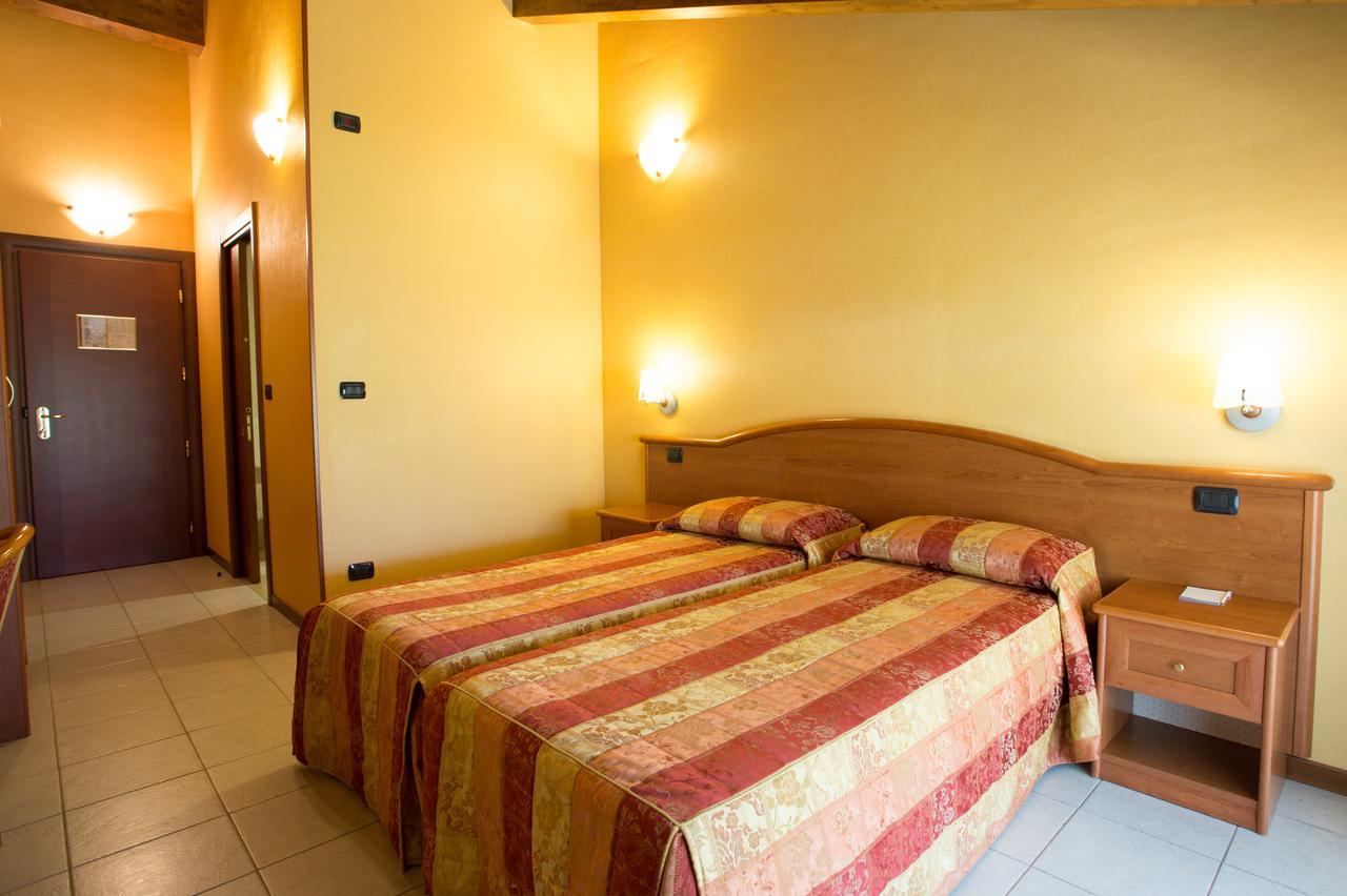Vald Hotel Val della Torre Ngoại thất bức ảnh