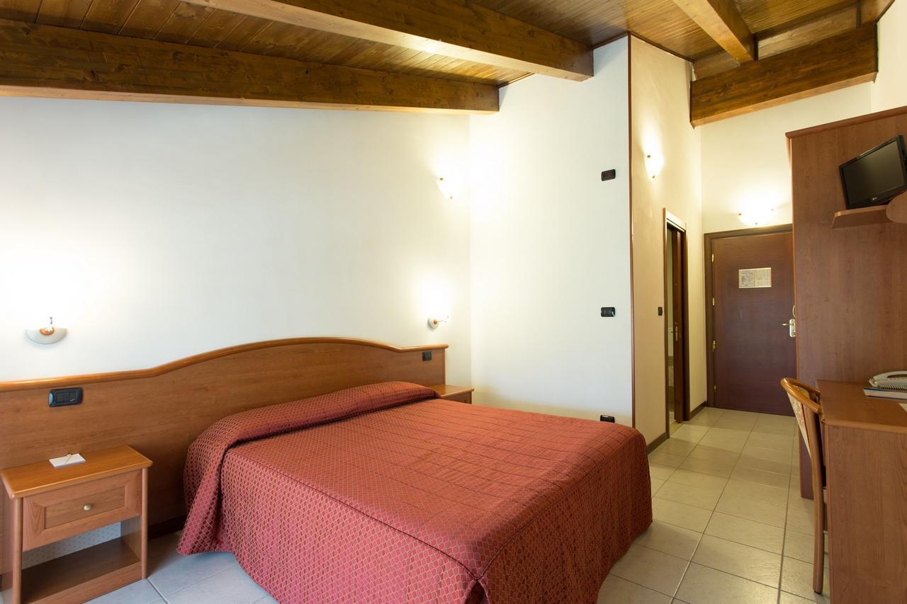 Vald Hotel Val della Torre Ngoại thất bức ảnh
